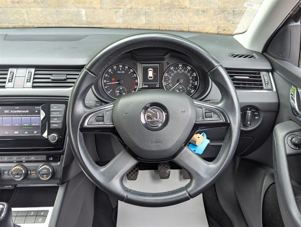 2016 Skoda Octavia — image 14
