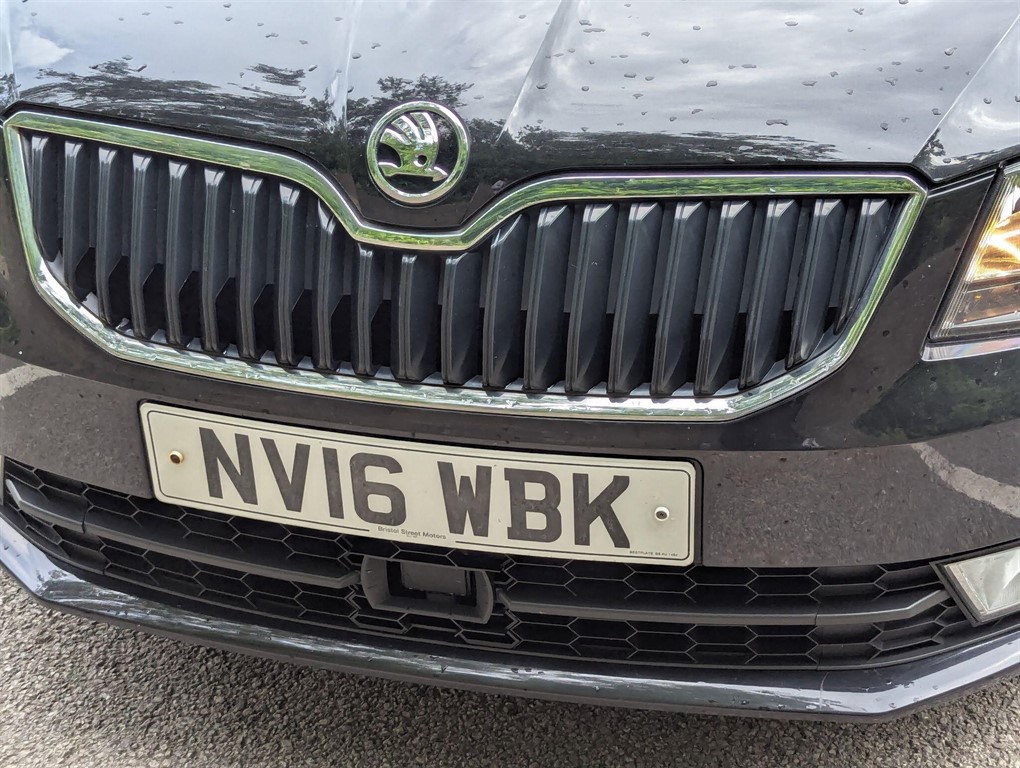 2016 Skoda Octavia — image 17