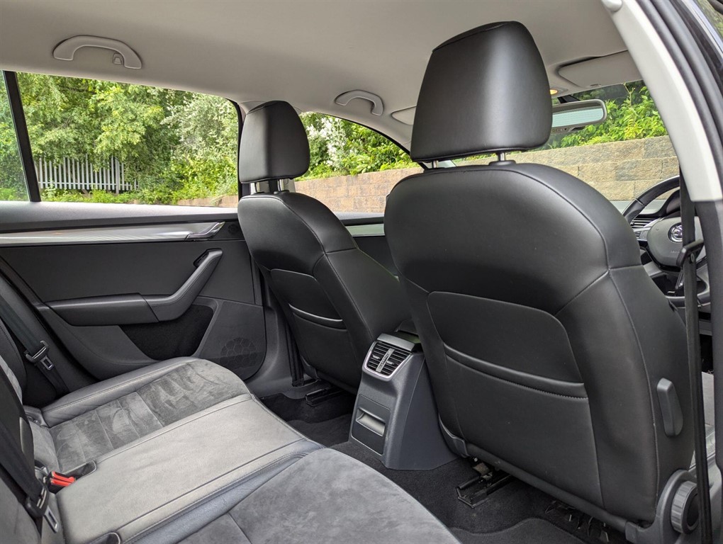 2016 Skoda Octavia — image 10
