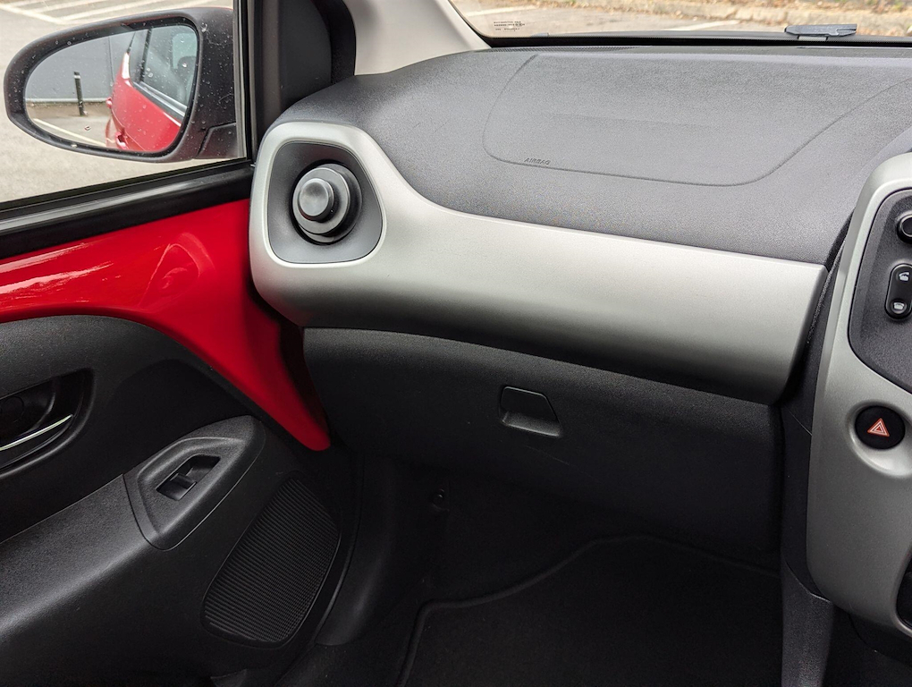 2018 Toyota Aygo — image 17