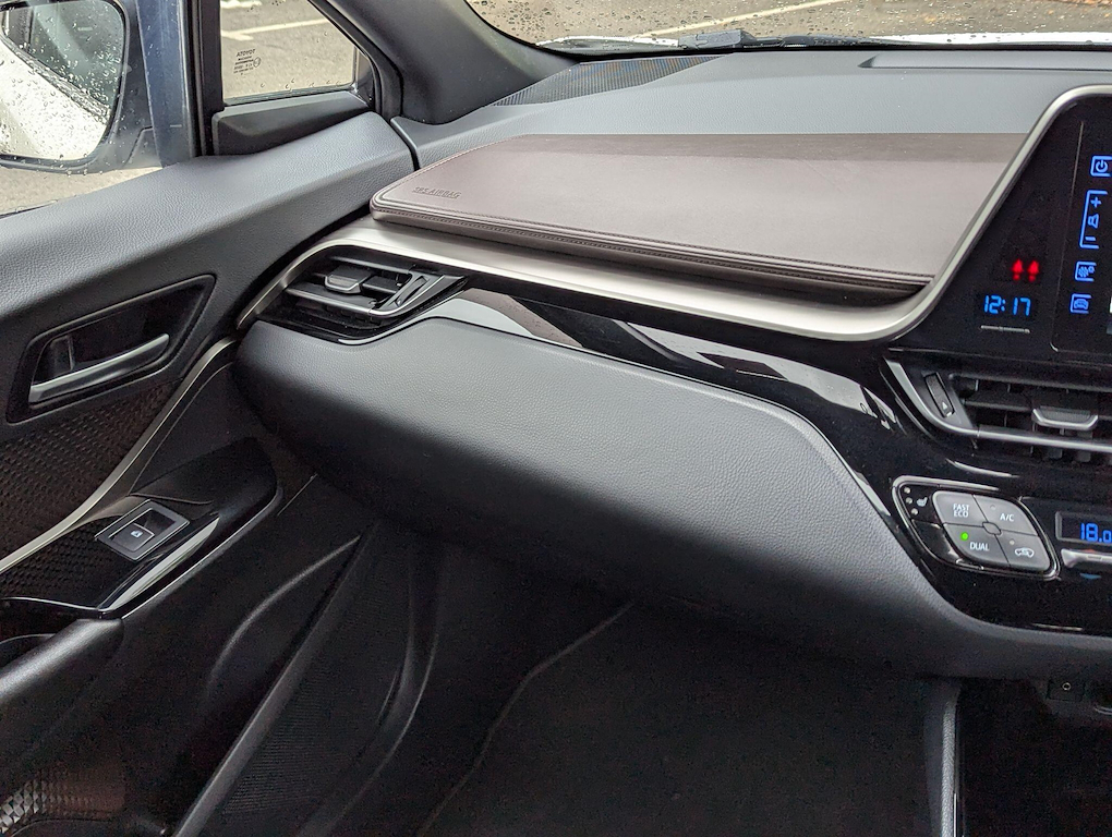 2019 Toyota C-HR — image 14