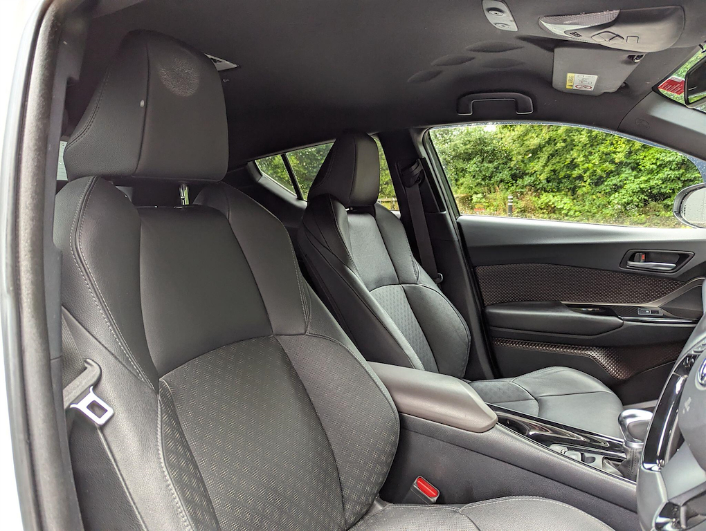 2019 Toyota C-HR — image 7