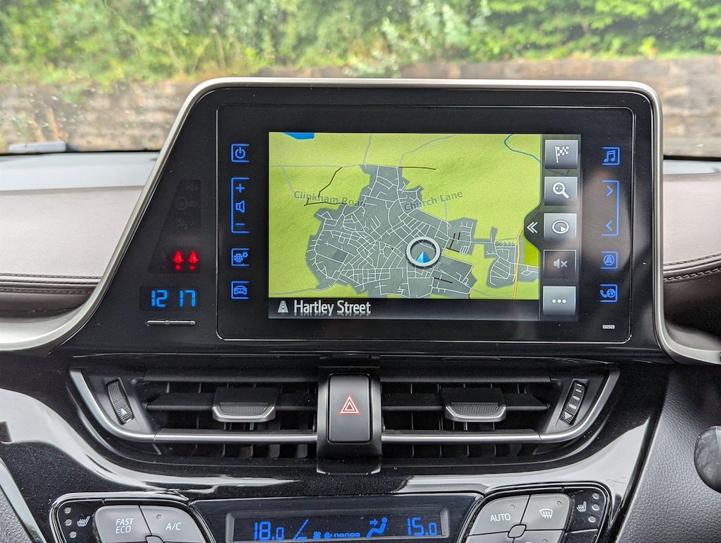 2019 Toyota C-HR — image 12