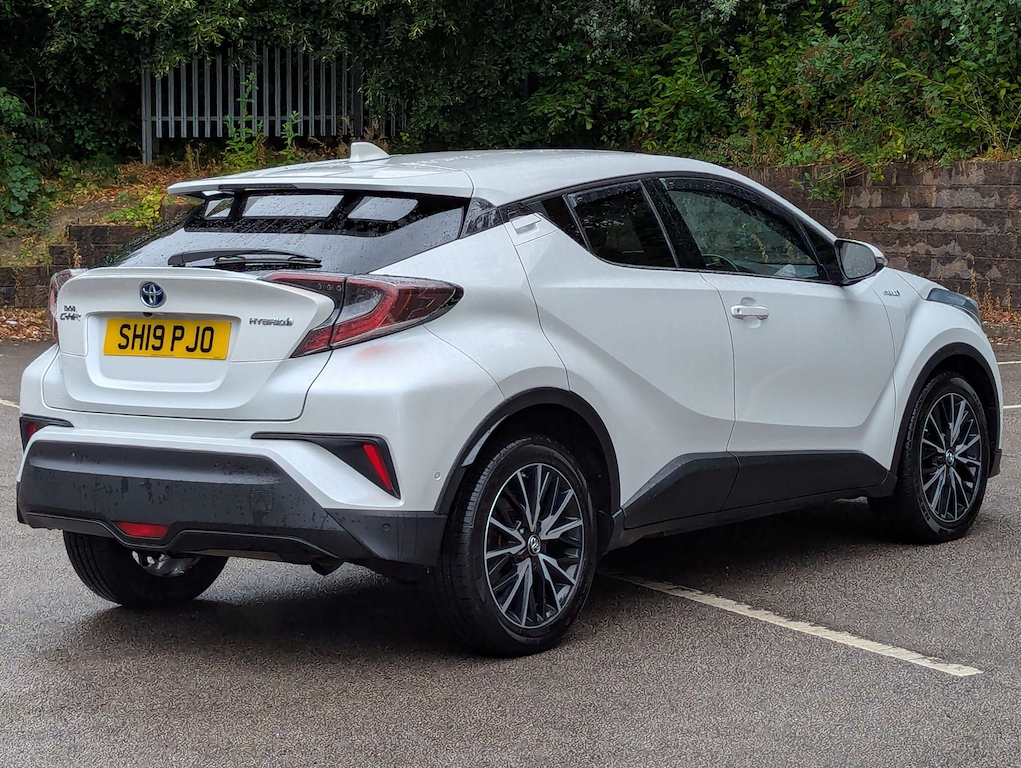 2019 Toyota C-HR — image 3