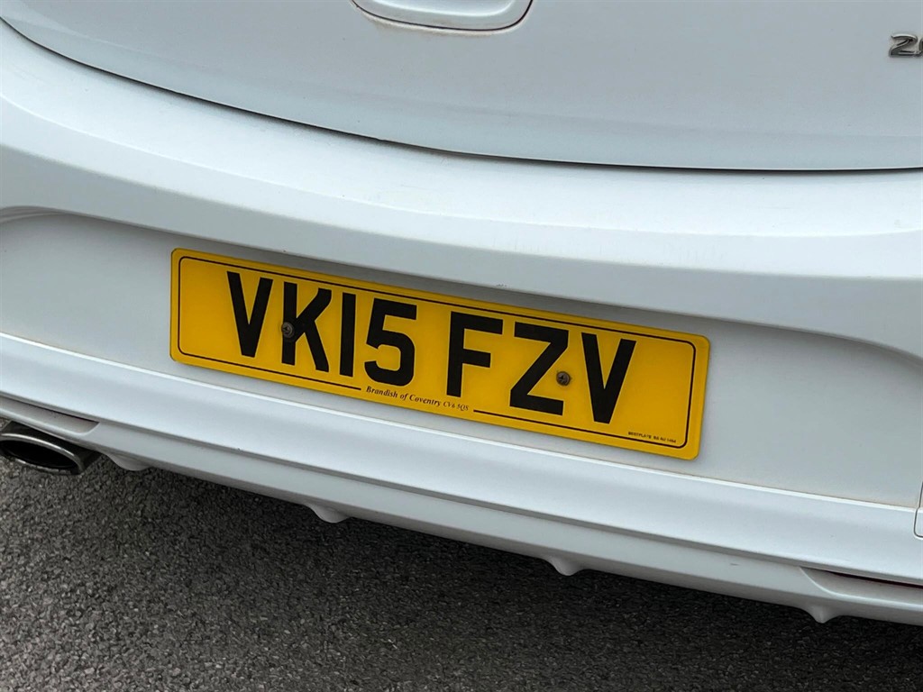 2015 Vauxhall Astra — image 30