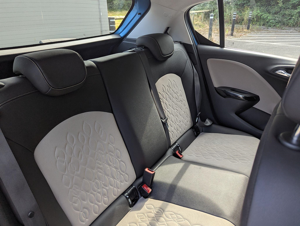 2016 Vauxhall Corsa — image 31