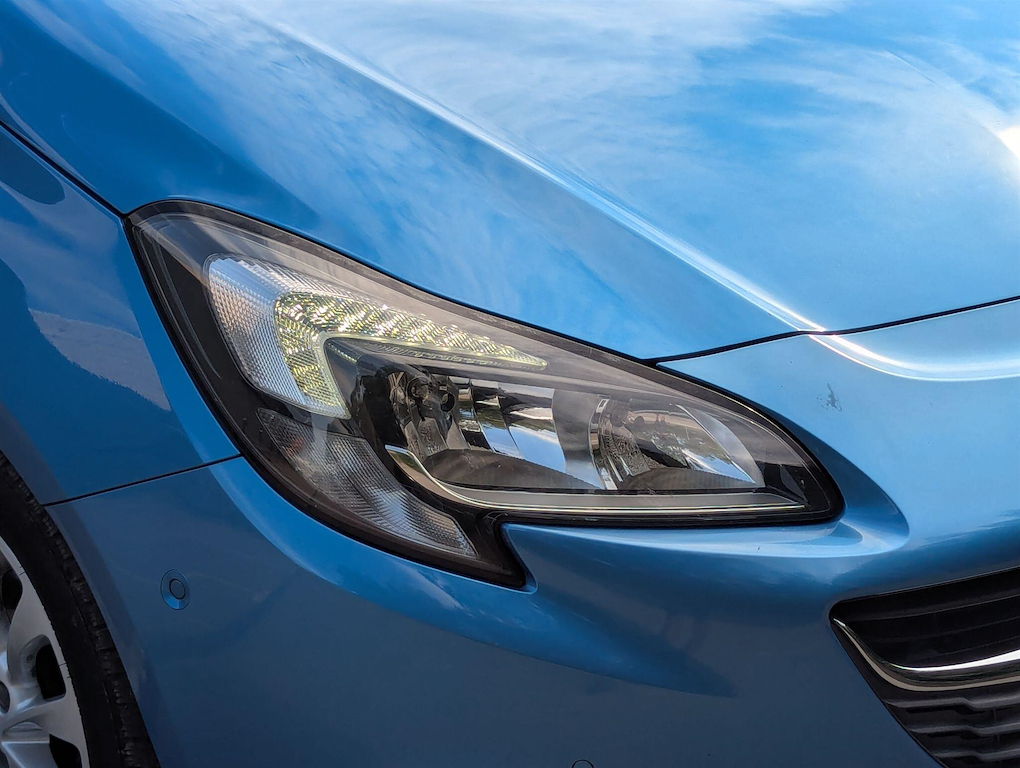 2016 Vauxhall Corsa — image 19