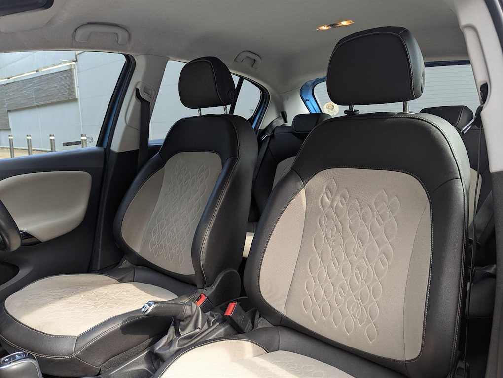 2016 Vauxhall Corsa — image 8