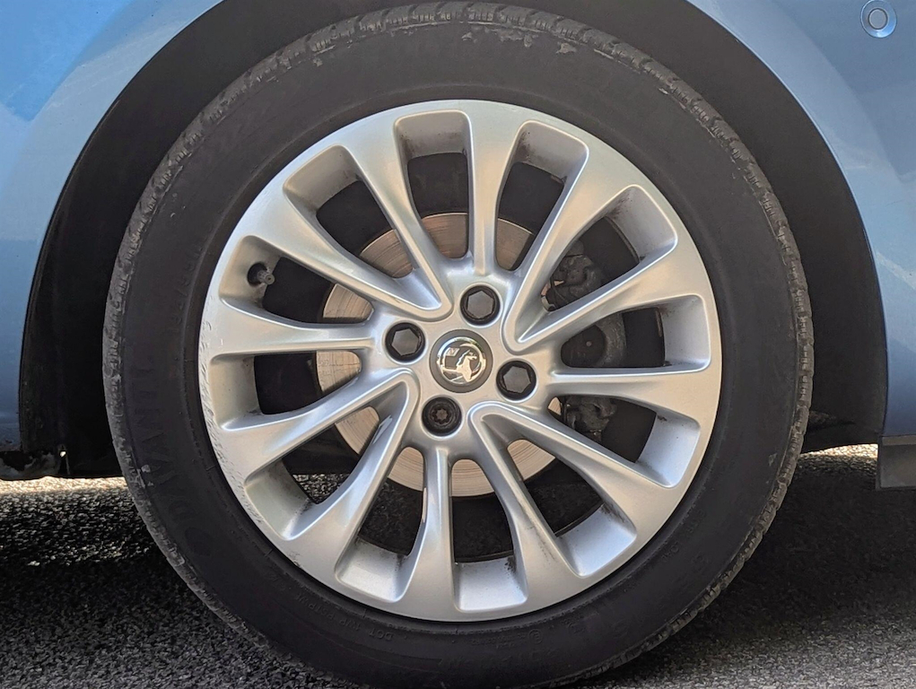 2016 Vauxhall Corsa — image 34