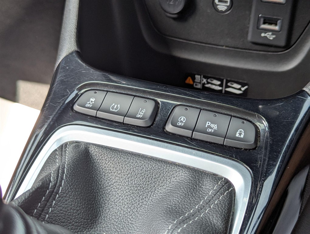 2021 Vauxhall Crossland — image 18