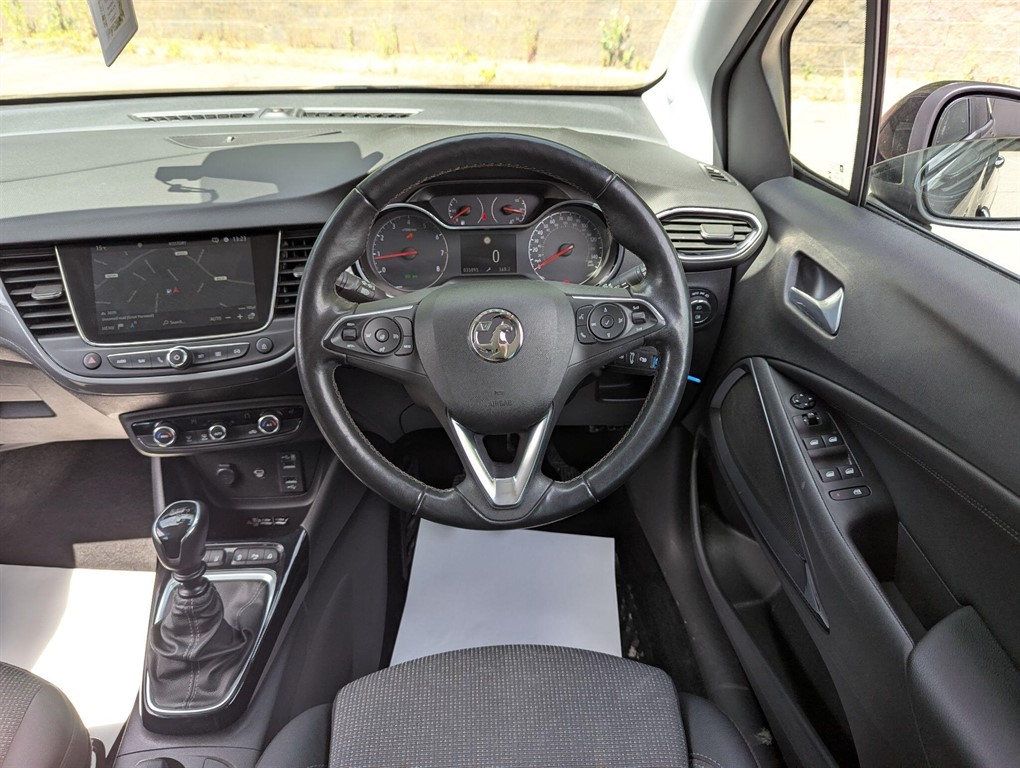 2021 Vauxhall Crossland — image 34