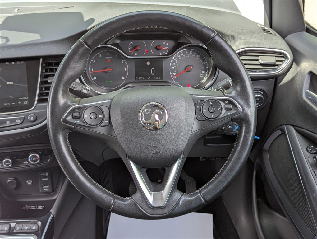 2021 Vauxhall Crossland — image 15