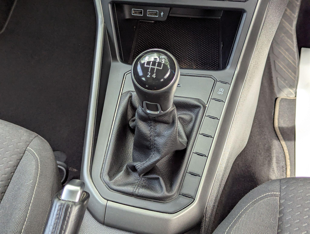 2018 Volkswagen Polo — image 8