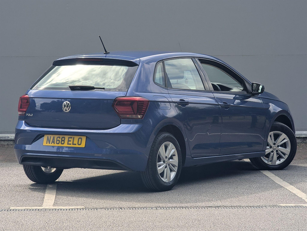 2018 Volkswagen Polo — image 3