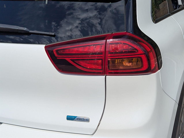 2021 Kia Niro — image 28