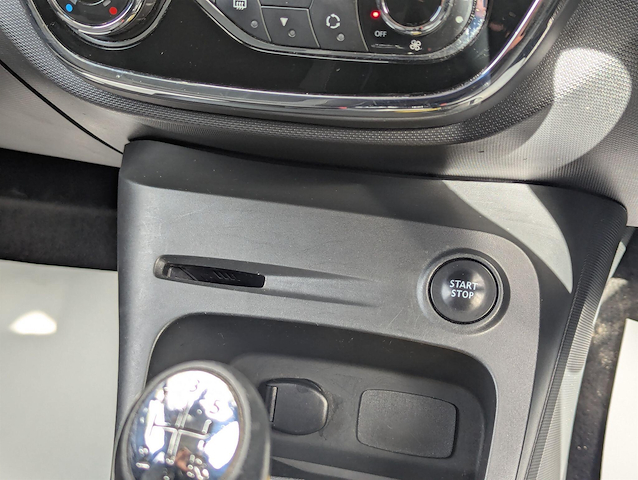 2016 Renault Captur — image 16