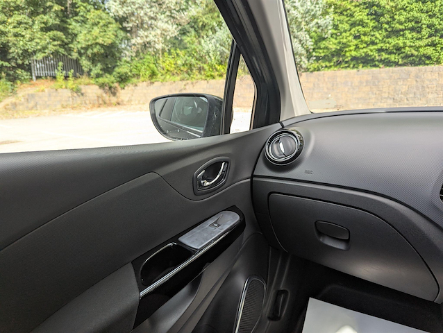 2016 Renault Captur — image 17