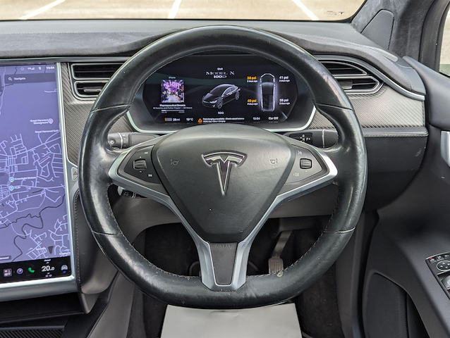 2018 Tesla Model X — image 14