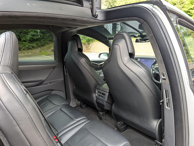2018 Tesla Model X — image 10