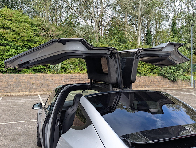 2018 Tesla Model X — image 35