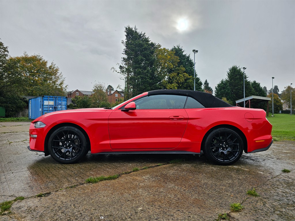 Ford Mustang 2.3T EcoBoost Convertible 2dr Petrol SelShift Euro