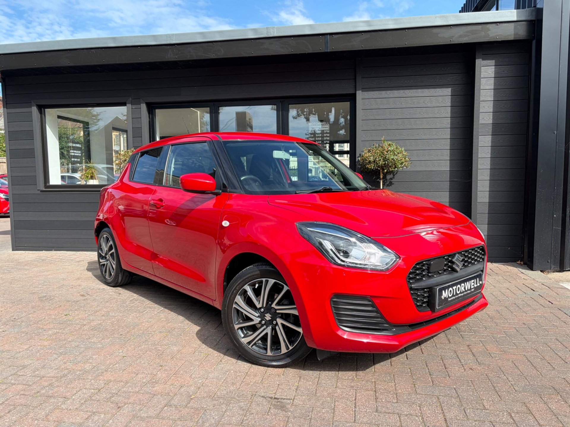 Suzuki Swift 1.2 Dualjet MHEV SZ-L Euro 6 (s/s) 5dr - Image 1