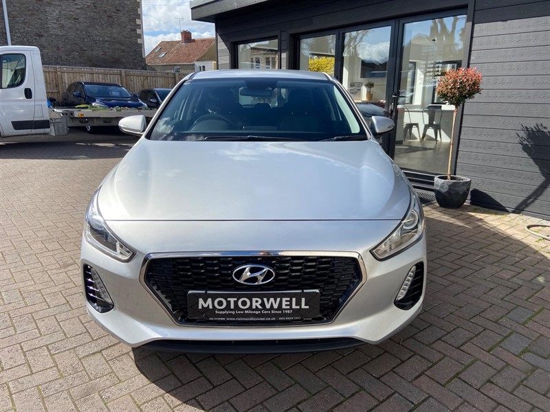 Used Vehicles in Fishponds, Bristol | Motorwell