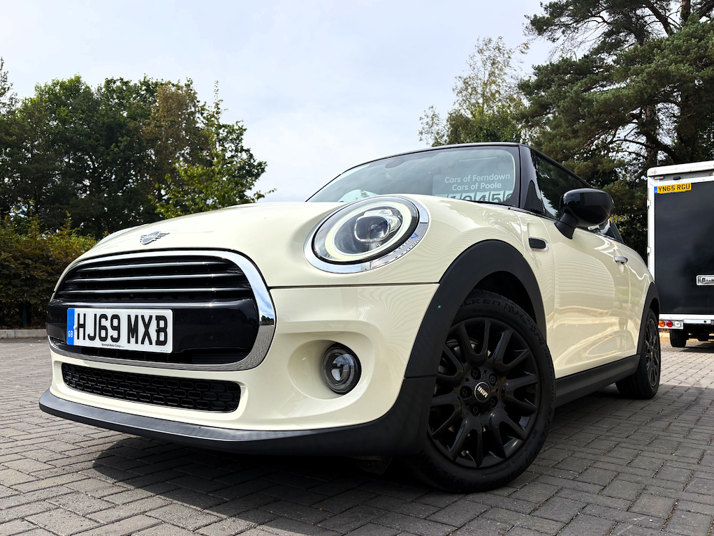 Mini Hatchback