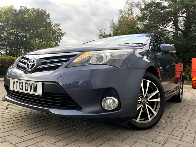 2013 AVENSIS D 4D TR GREAT SPEC AND A GOOD WORK HORSE 5,750 125.52... photo