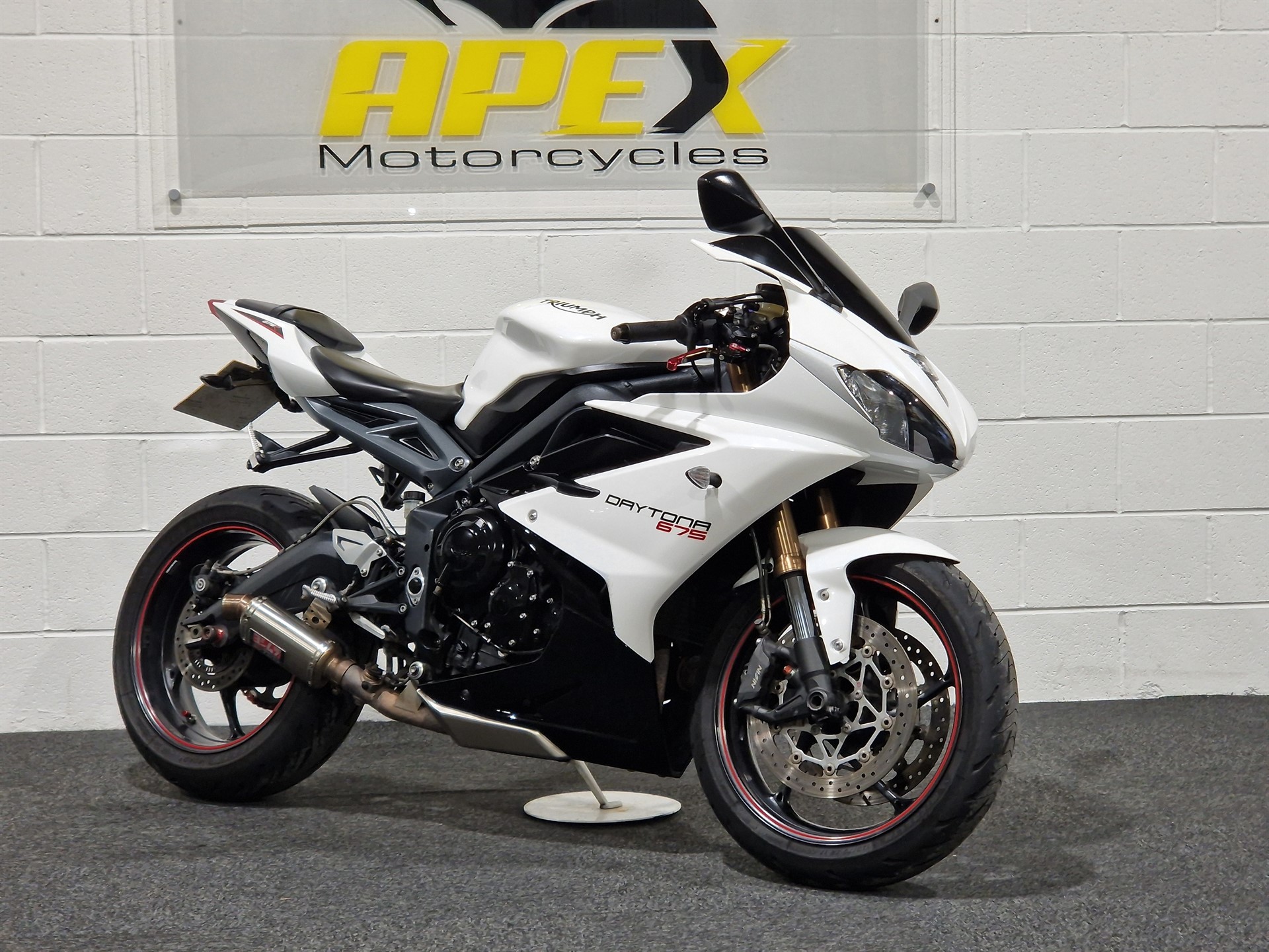 Used triumph daytona 675 deals for sale