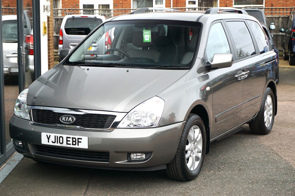 Used Kia Sedona for sale in Leicester, Leicestershire |CRDI 3 Disabled ...