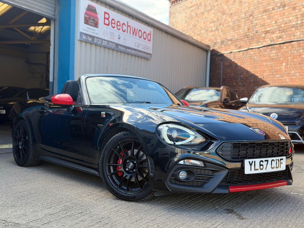 Abarth 124 Spider