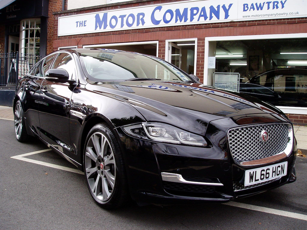 2016 Jaguar XJ