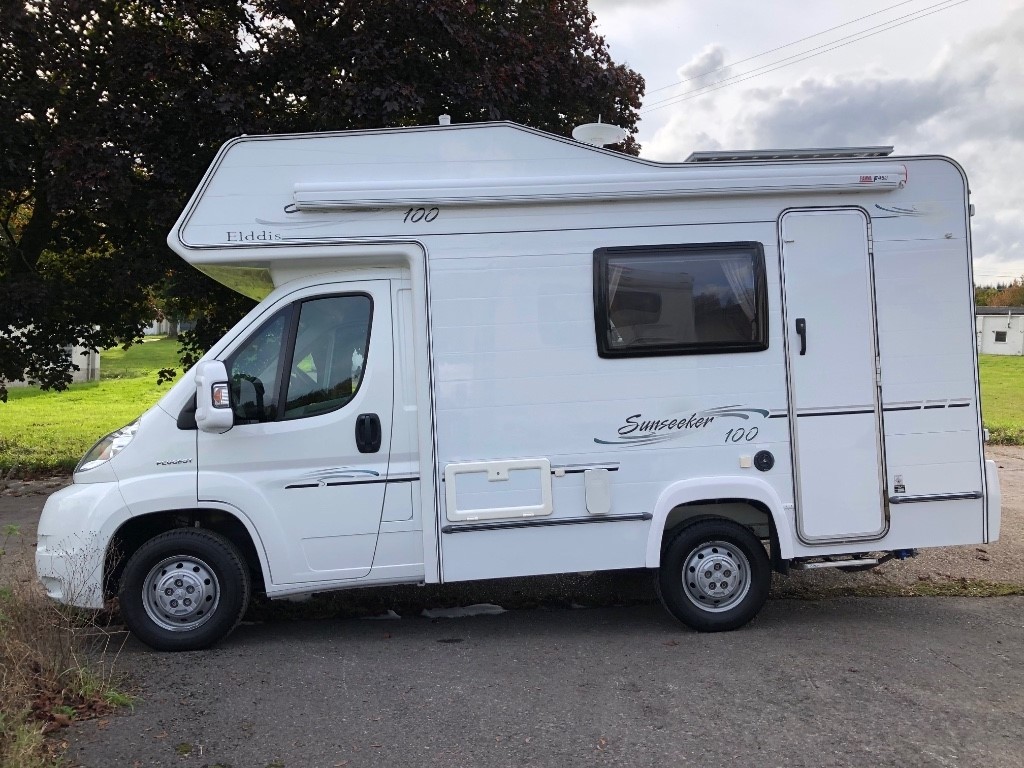 Used Elddis Sunseeker for sale in Warminster, Wiltshire Red Hatch