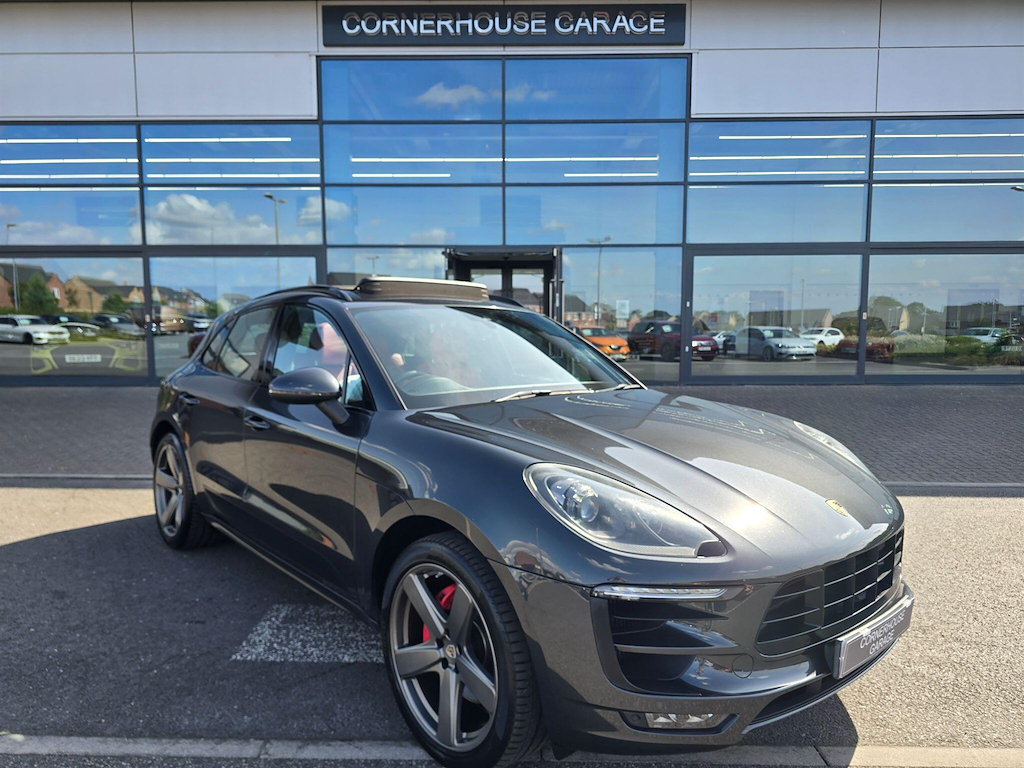 2016 Porsche Macan