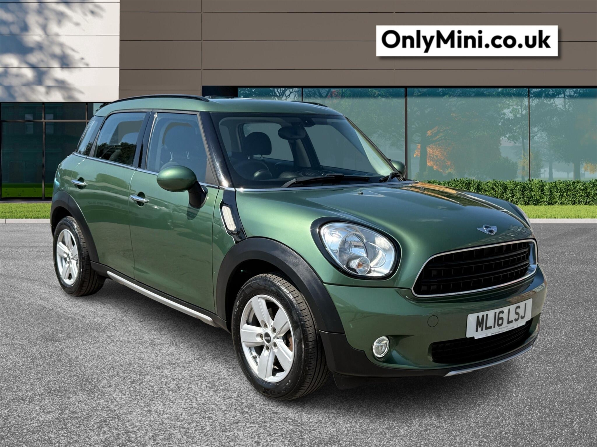 2016 MINI COUNTRYMAN