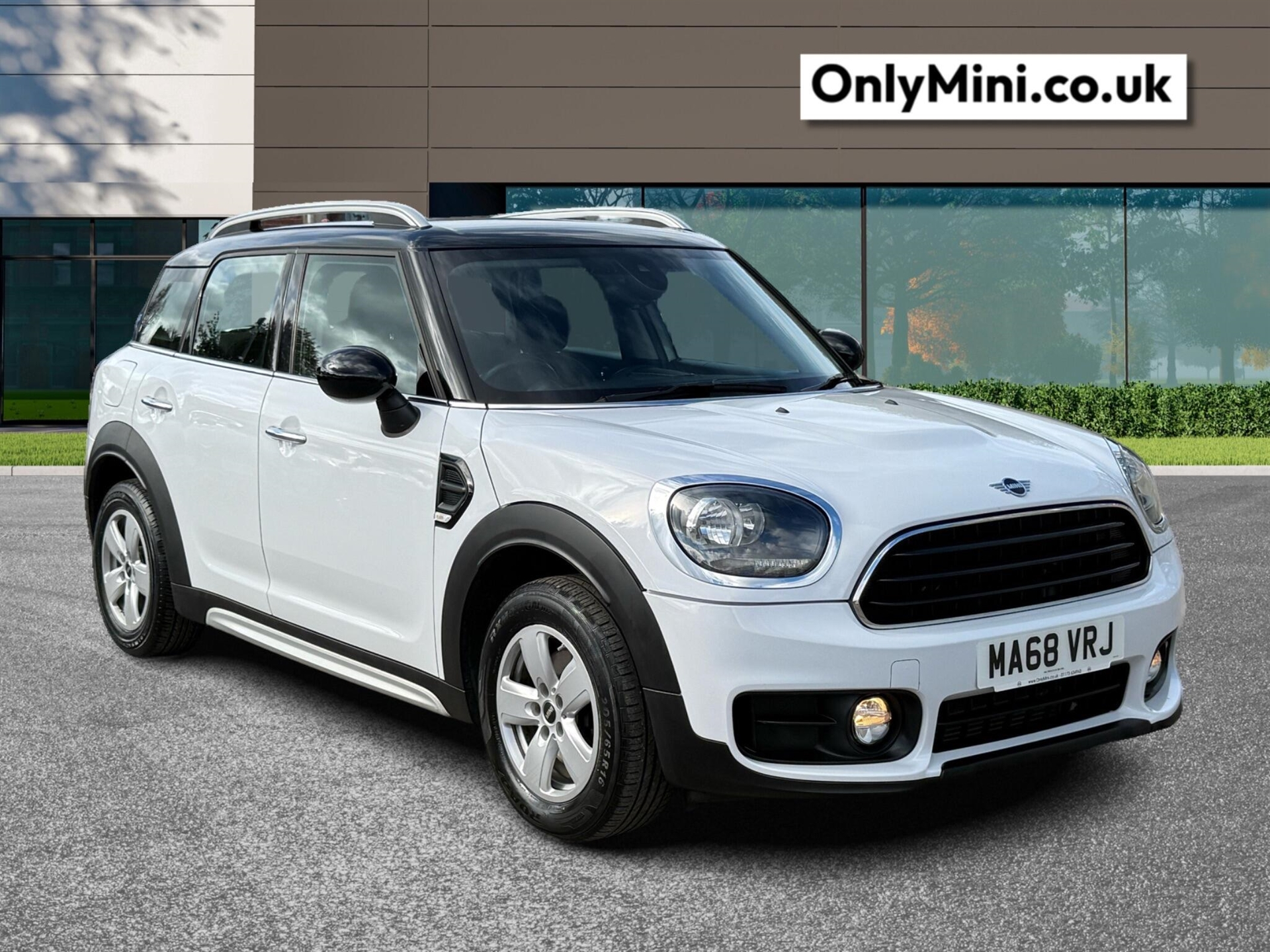 2018 MINI COUNTRYMAN