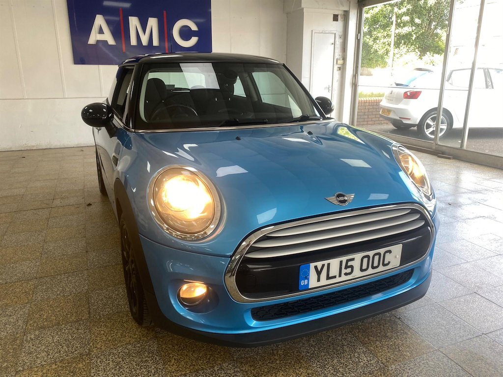 2015 MINI Hatch