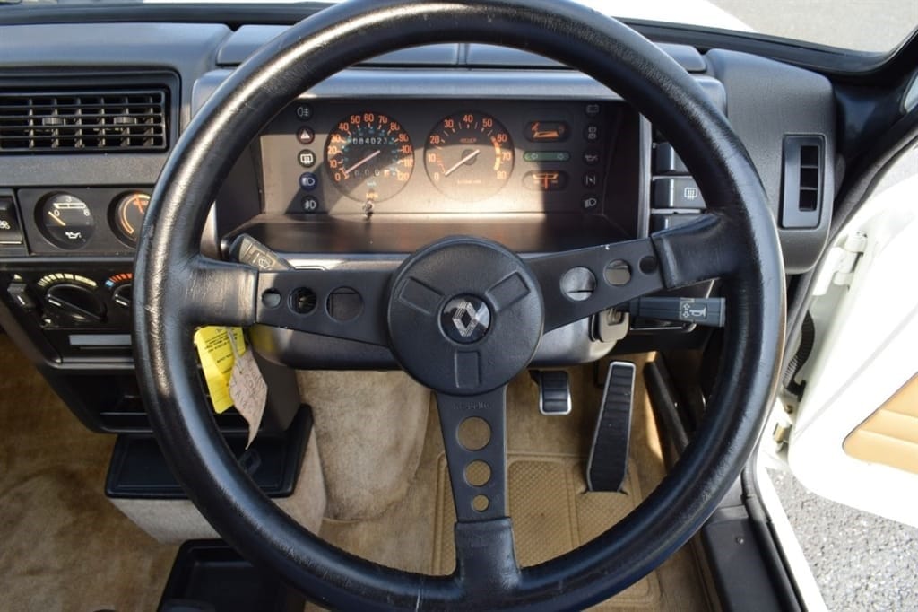 Used Renault 5 from SMC Automotive