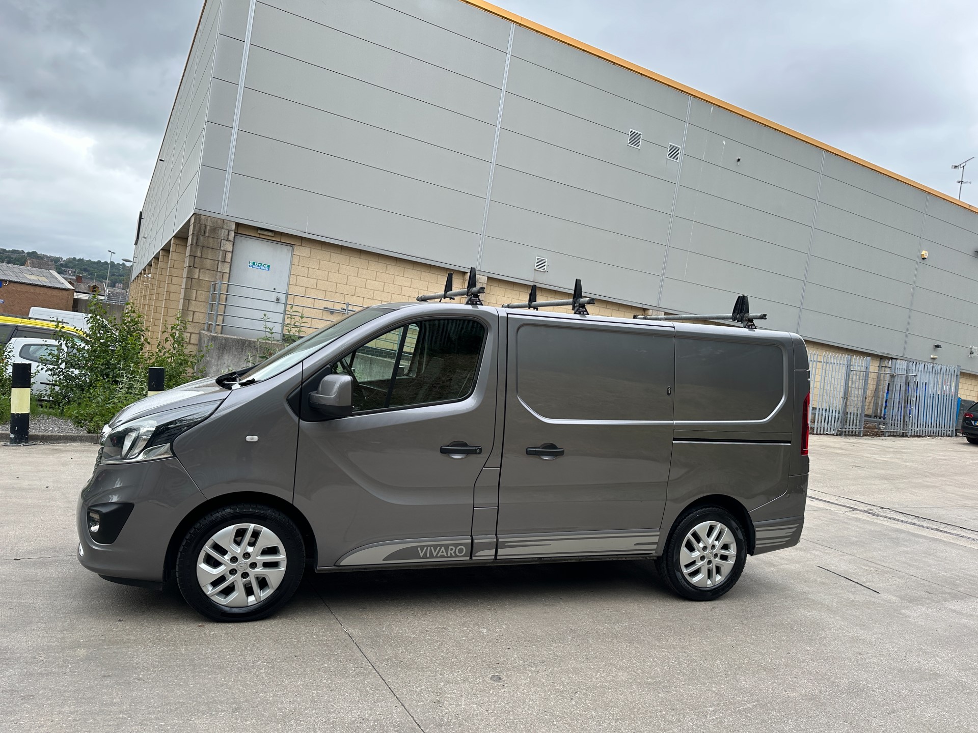 Ecotec Sportive Used Vauxhall Vivaro Sportive For Sale Vivaro Cdti