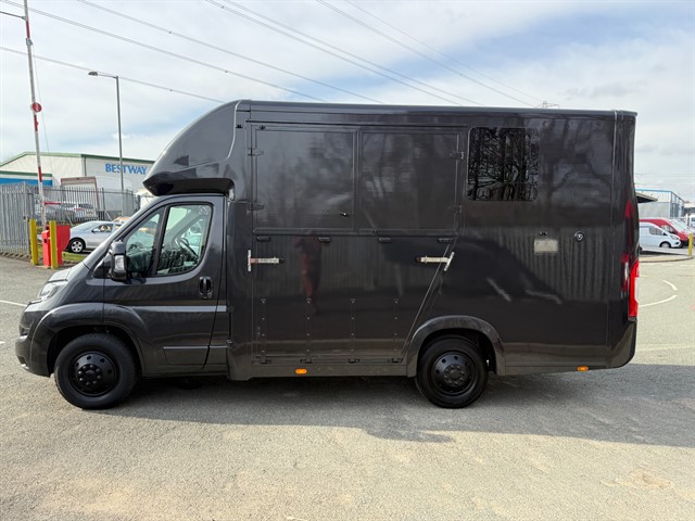 Used Vehicles in Darwen, Lancashire | Enzo Cars and Vans Ltd