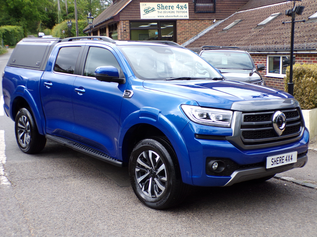 2025 GWM Poer 300