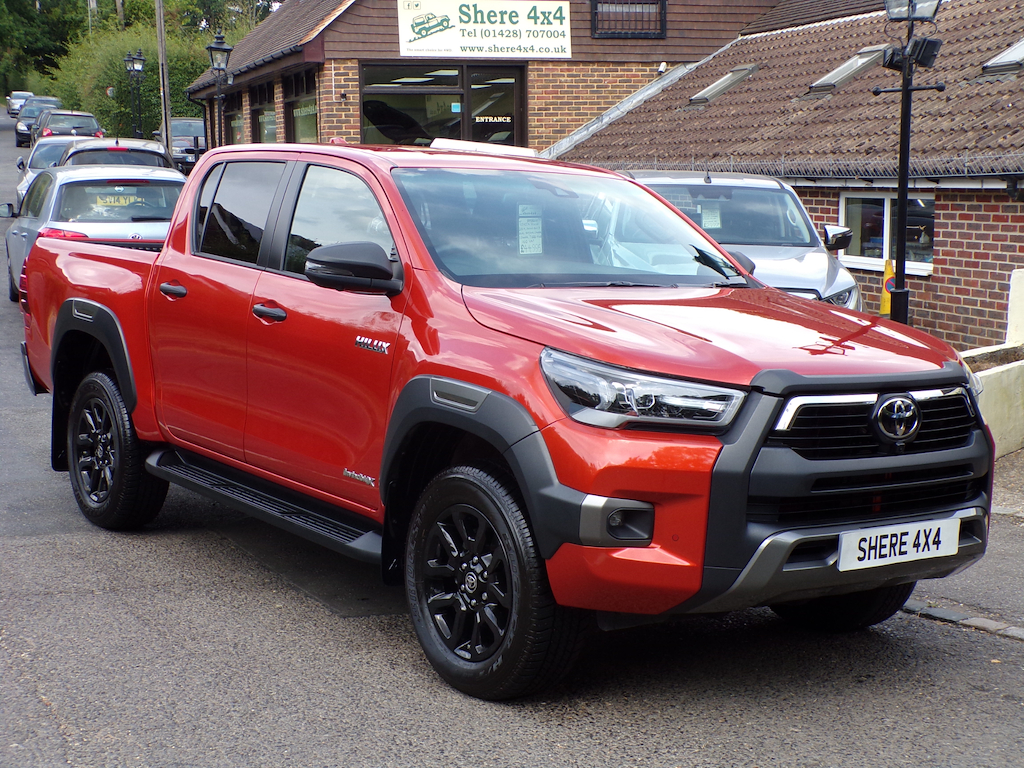 2025 Toyota Hilux