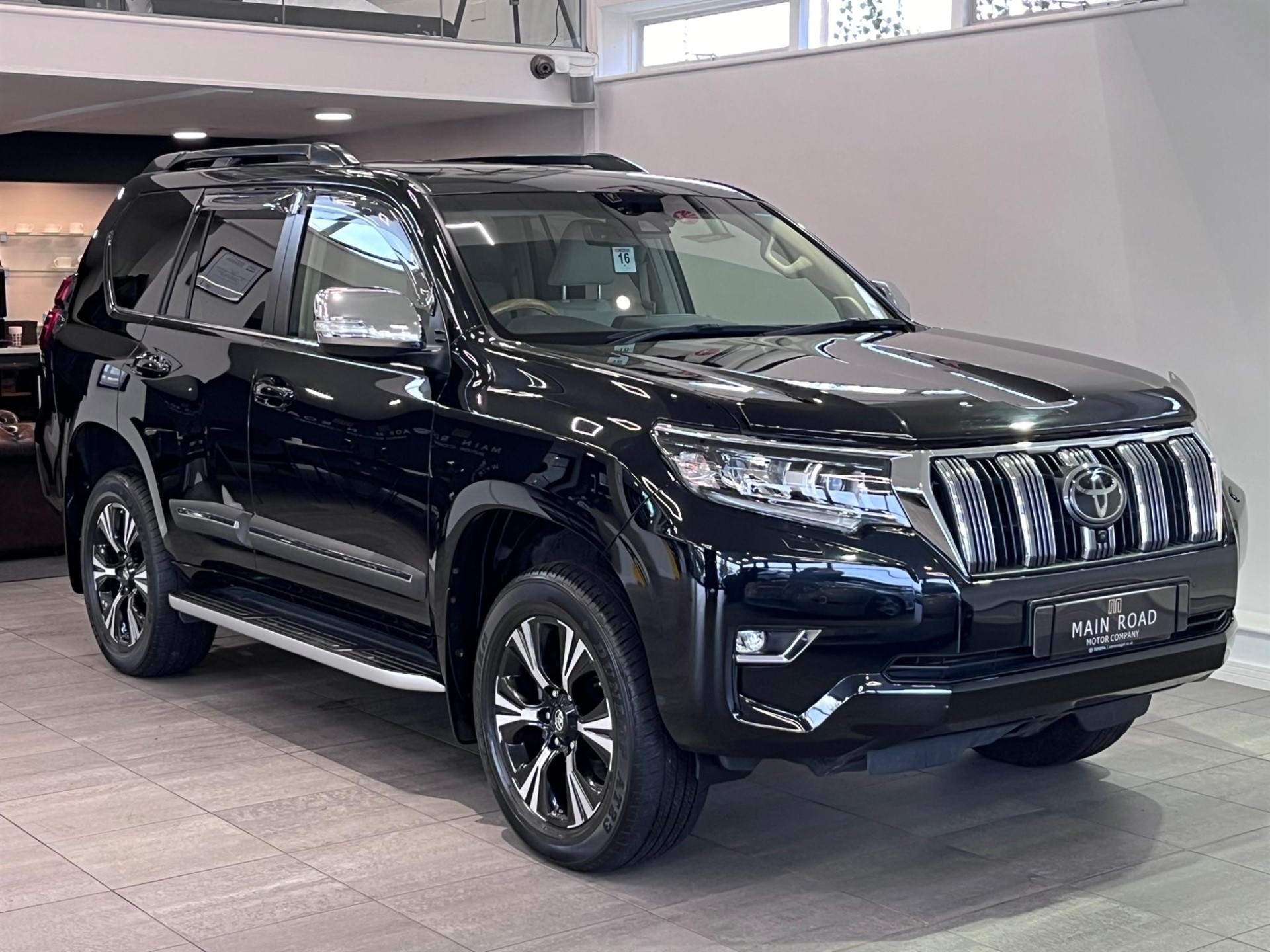 Used Toyota Land Cruiser for sale in Worcester, Worcestershire | Main ...