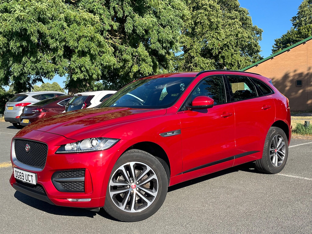Jaguar F-Pace
