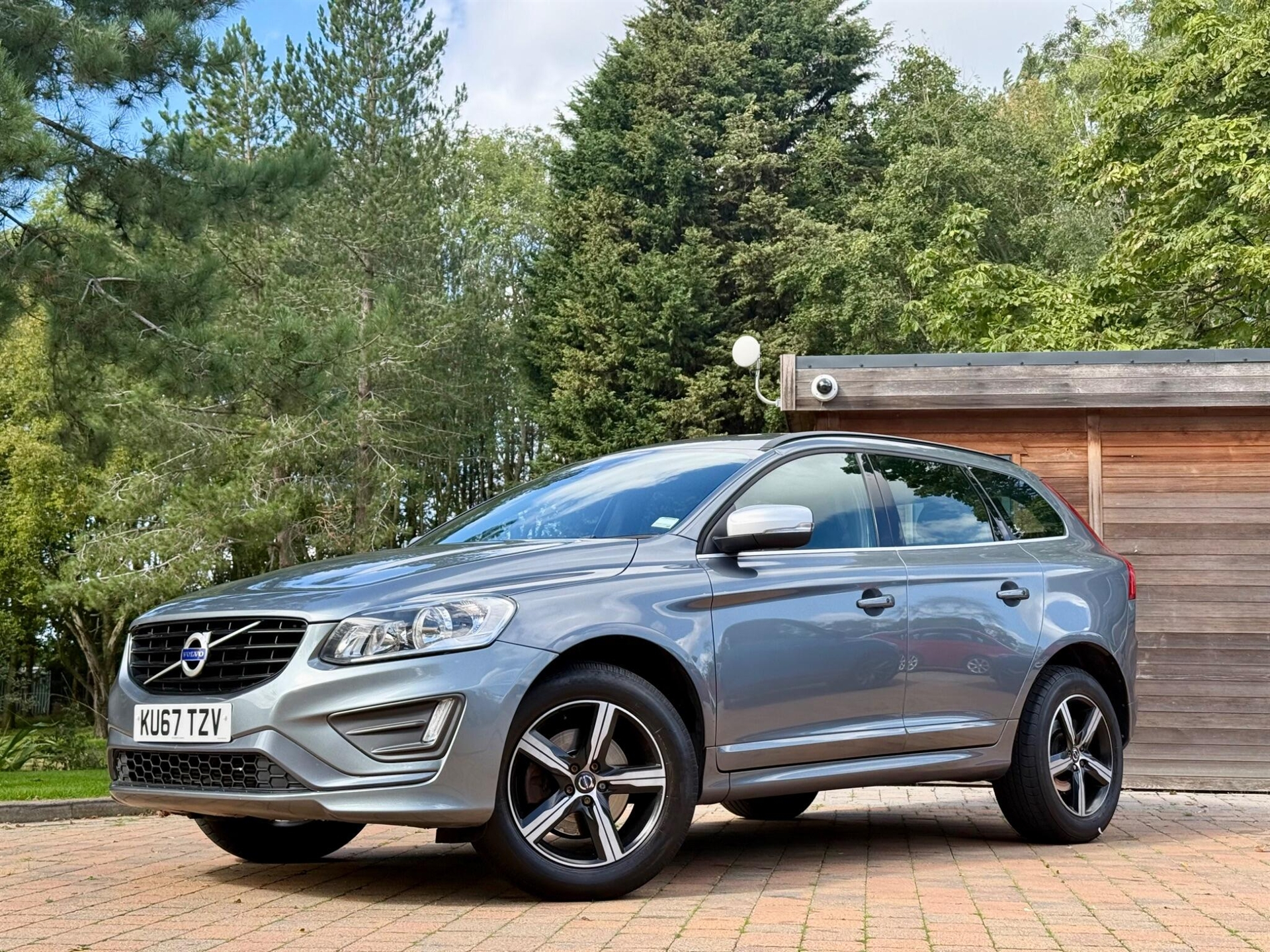 2017 Volvo XC60
