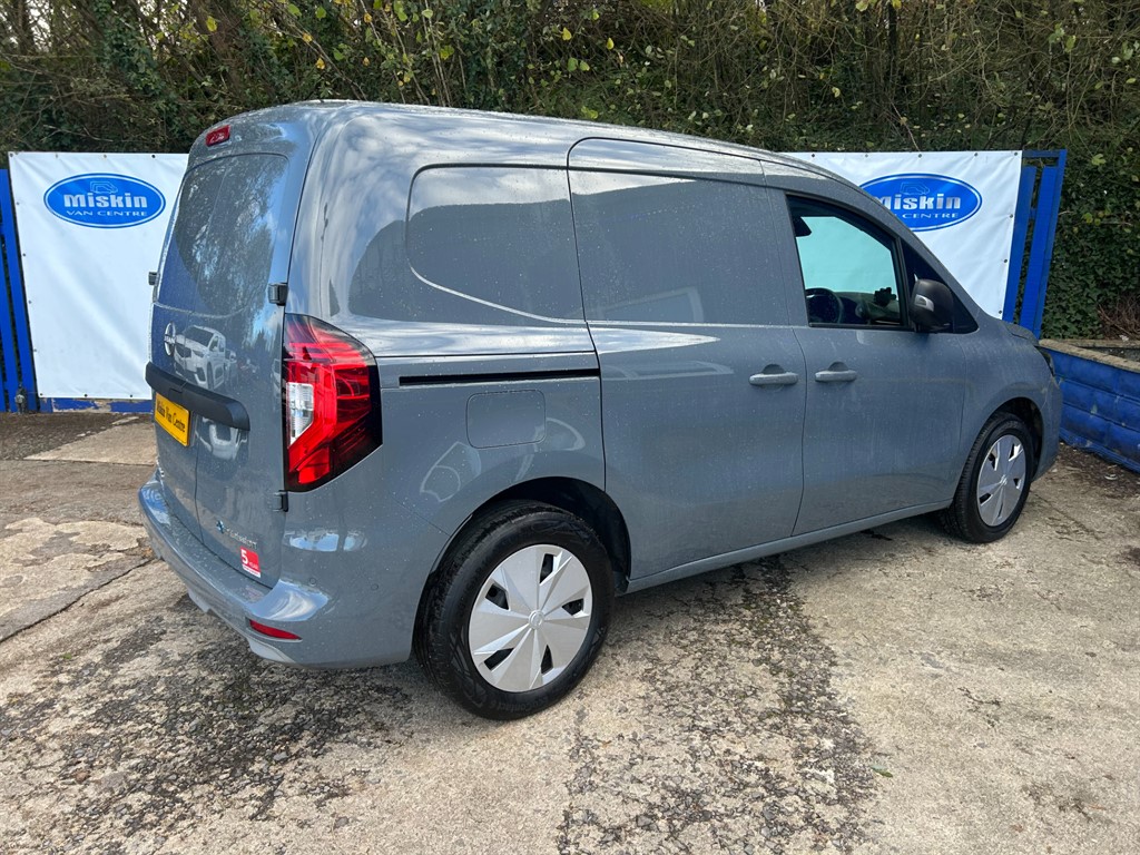 2023 73 NISSAN TOWNSTAR