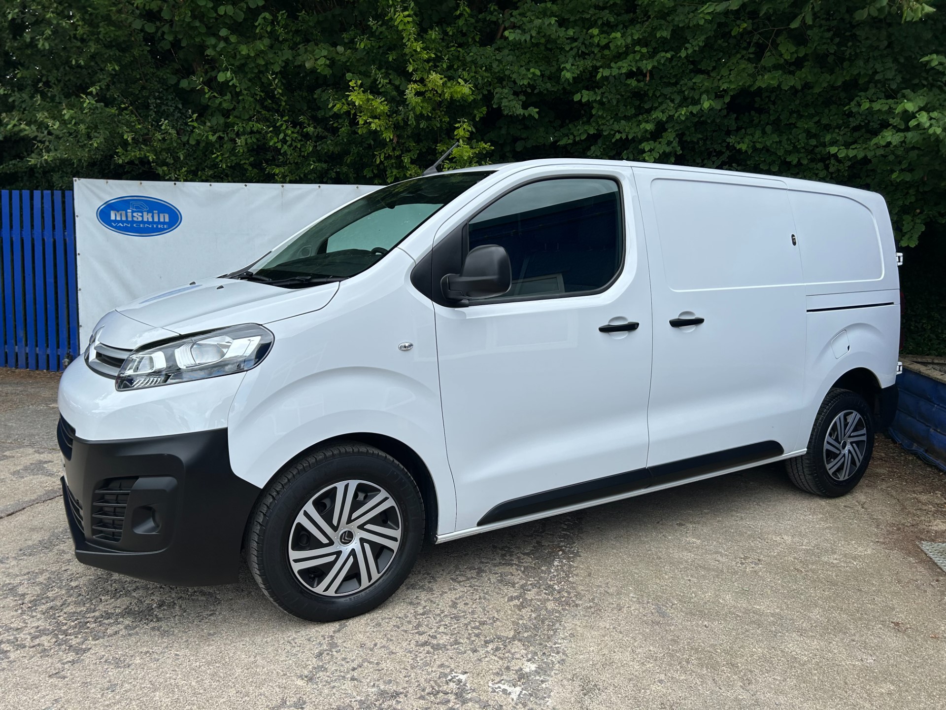Citroen Jumpy Used Citroen Dispatch Van Used 2024 CITROEN DISPATCH
