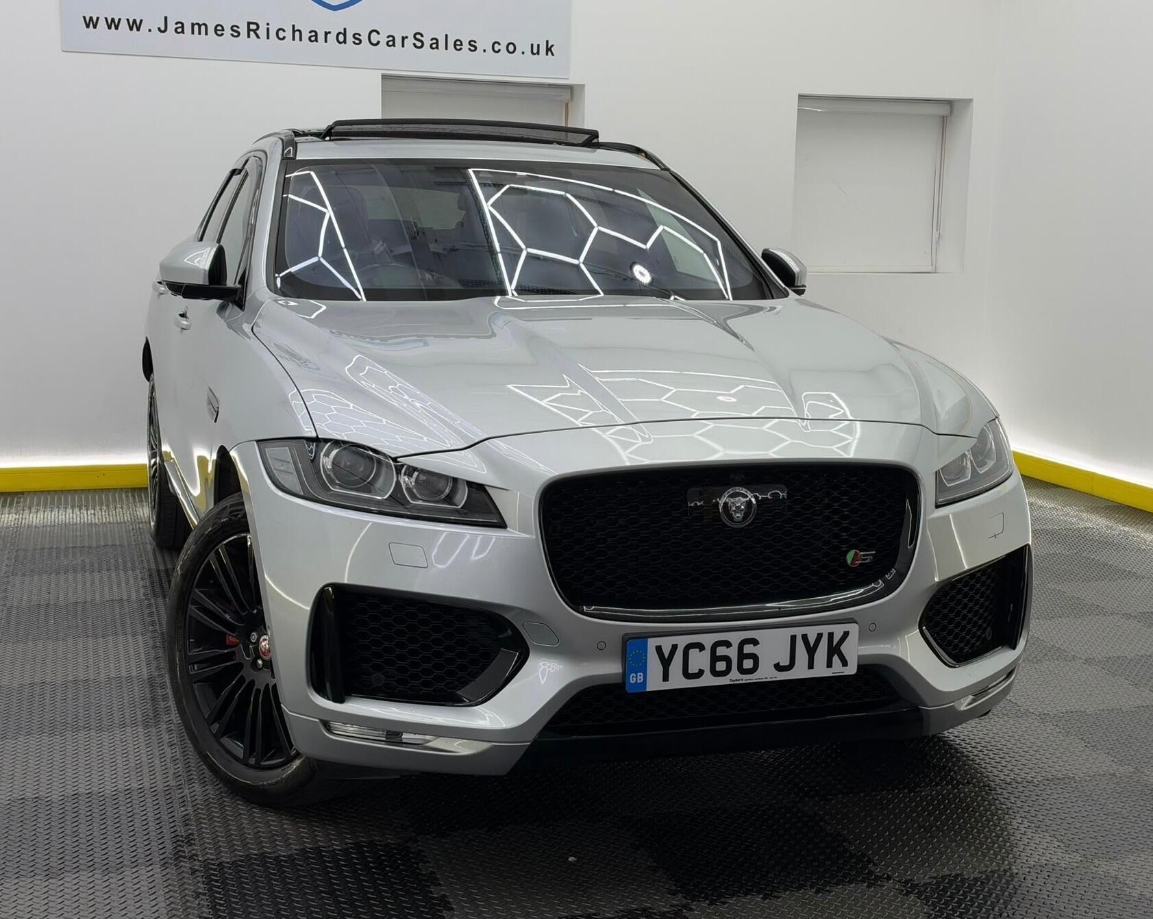 2016 Jaguar F-Pace