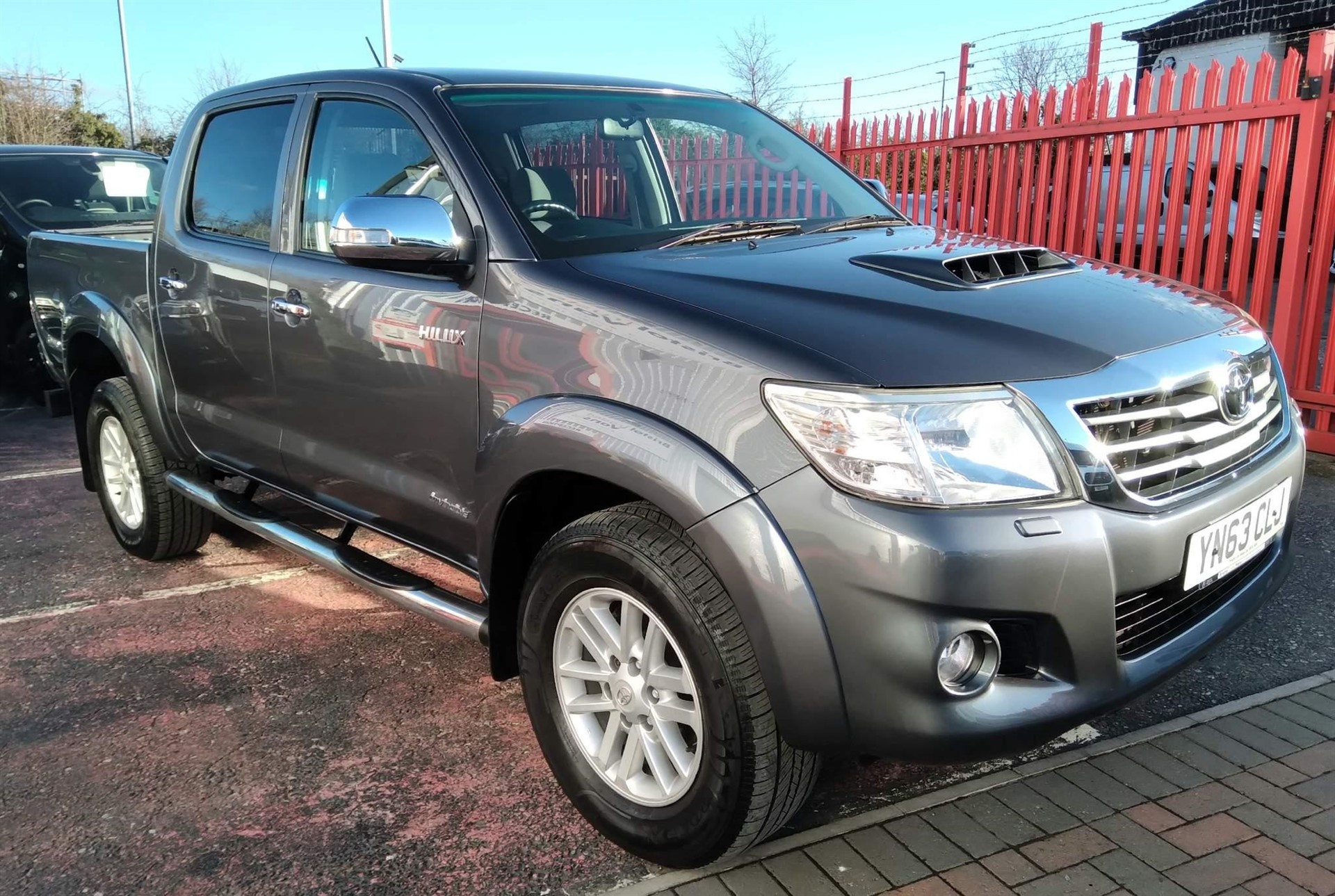 Used Toyota Hilux Vans for sale